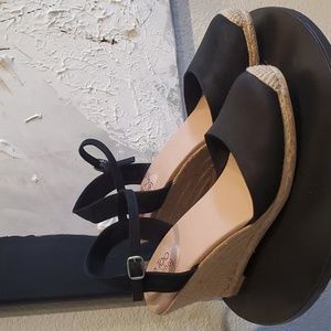 Me Too Soho Bethany Black Leather Espadrille Wedge  Sandal 3.5" Heel Women 9.5